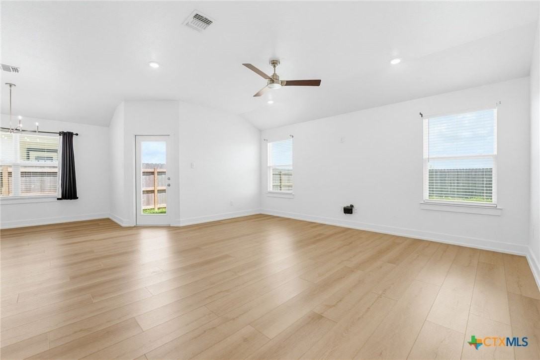 8822 Trungle Rd - Photo 4 of 12
