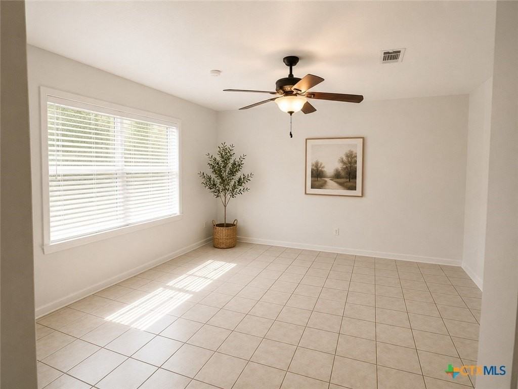 511 Milam St - Photo 4 of 12