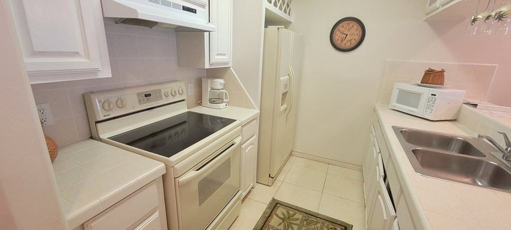 107 E Bahama St #7 - Photo 6 of 16