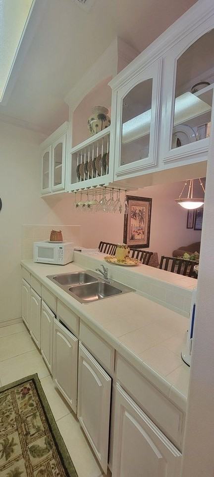 107 E Bahama St #7 - Photo 7 of 16