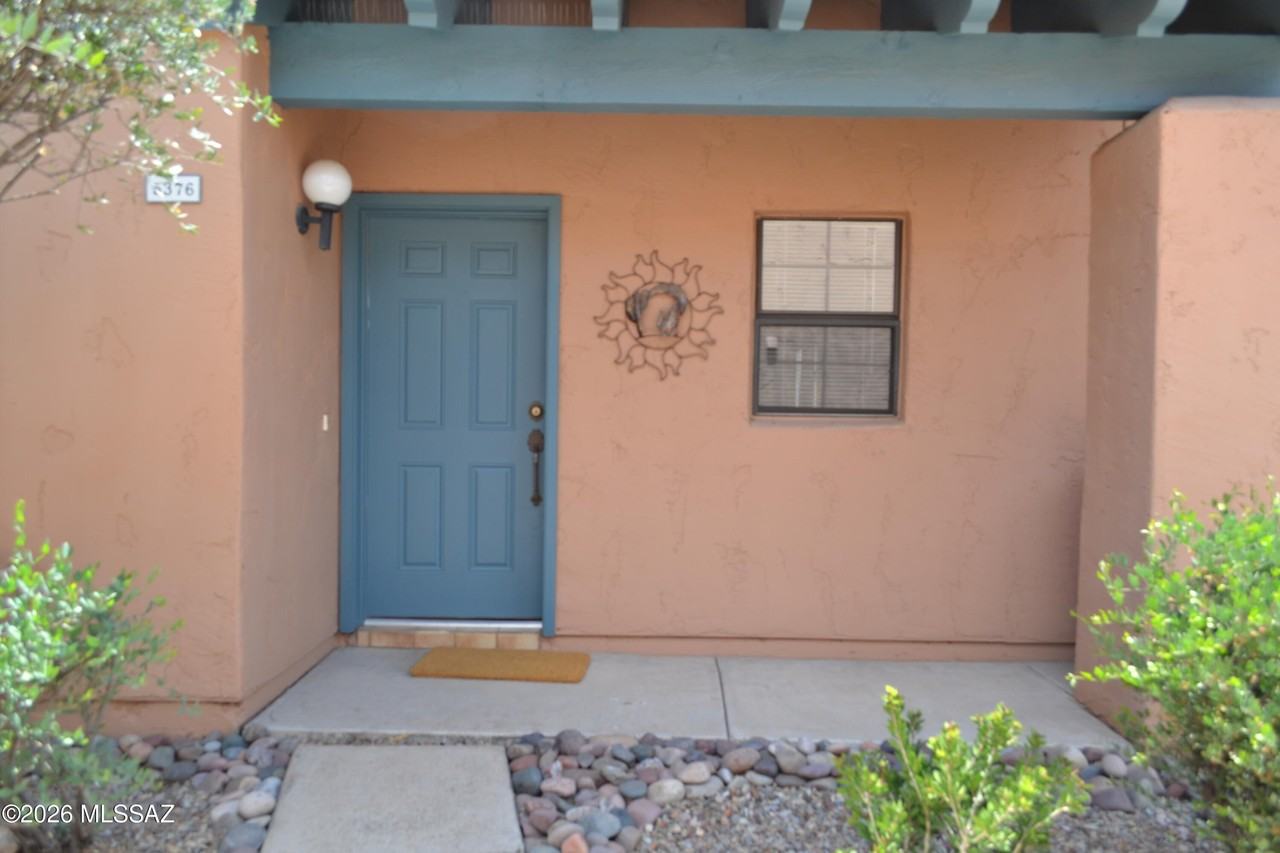 5376 N Calle Del Rocio - Photo 2 of 28