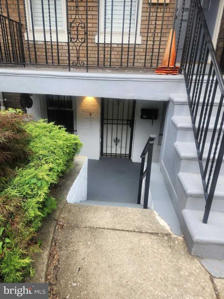3530 10th St Nw - Photo 3 of 19