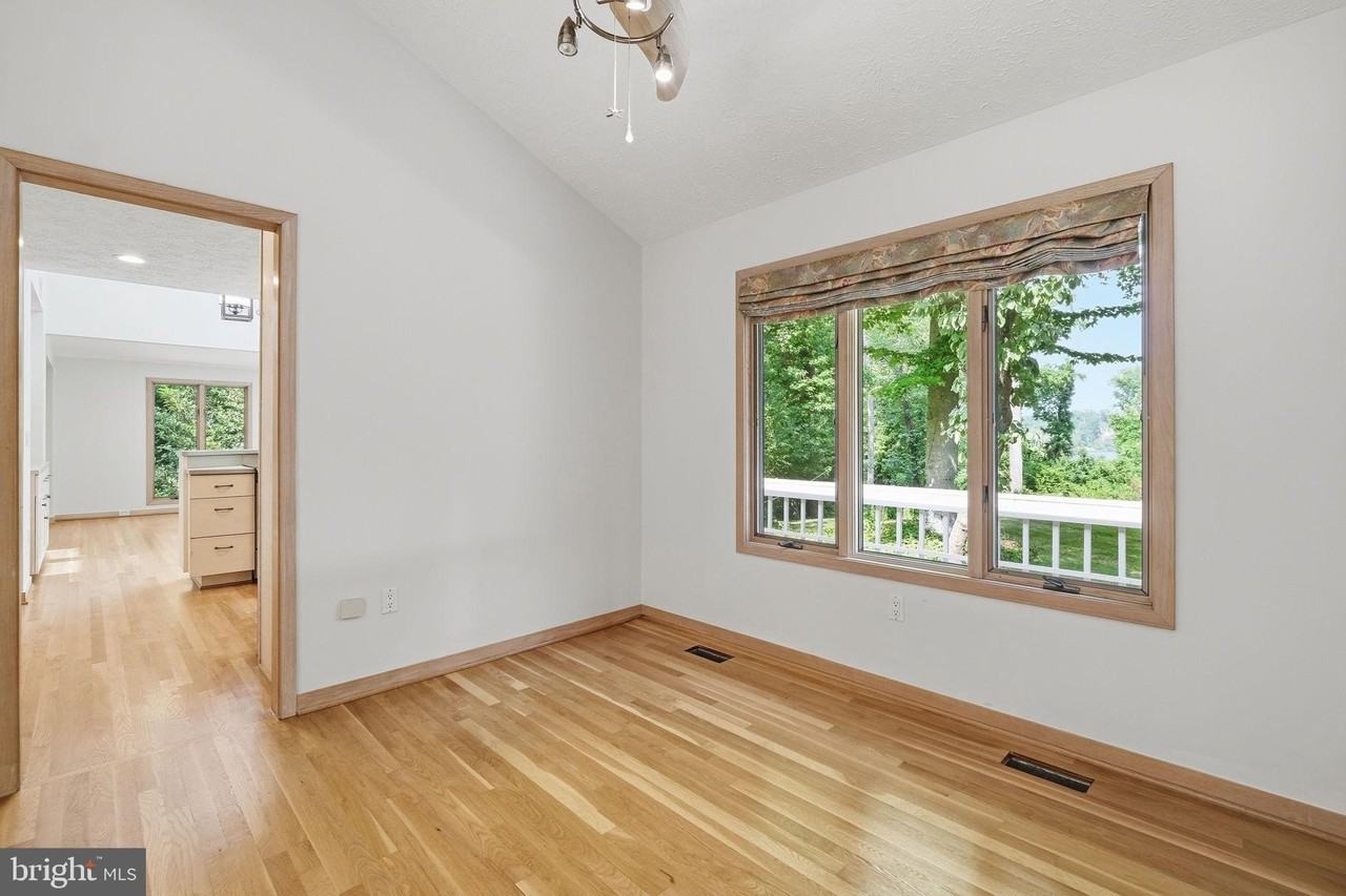 22 Poplar Point Rd - Photo 6 of 38