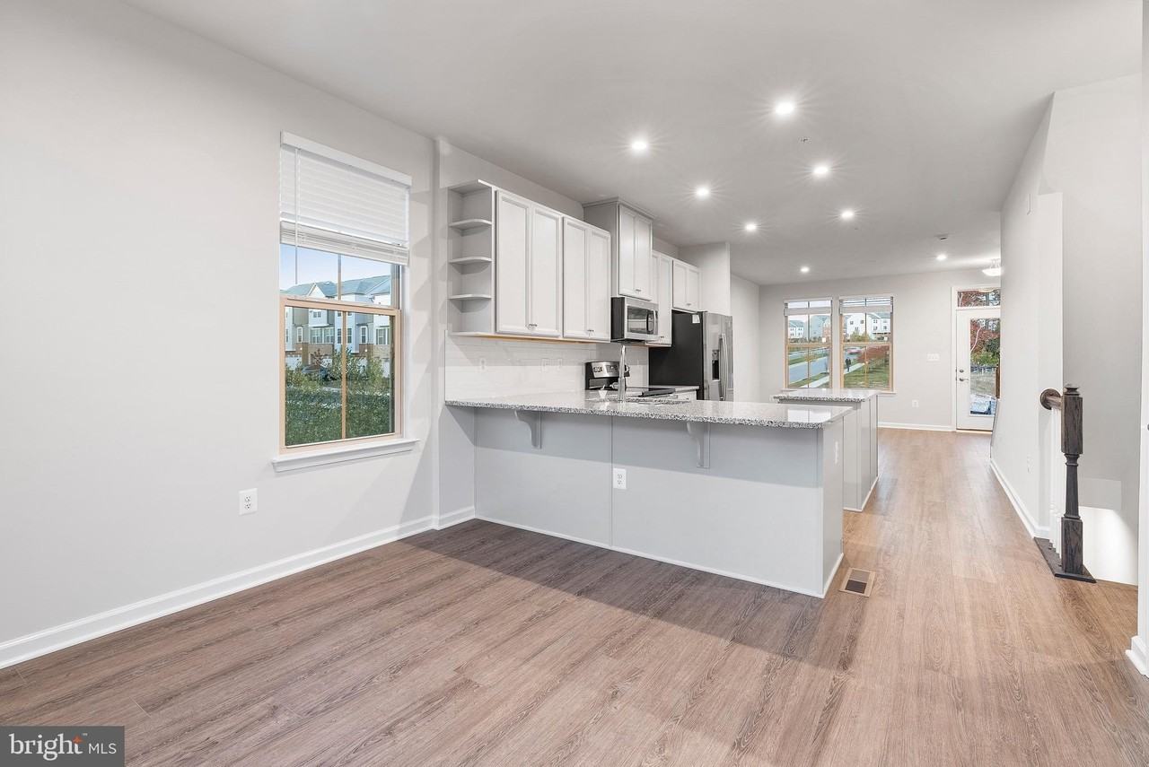 3442 Jacobs Ford Way - Photo 4 of 31
