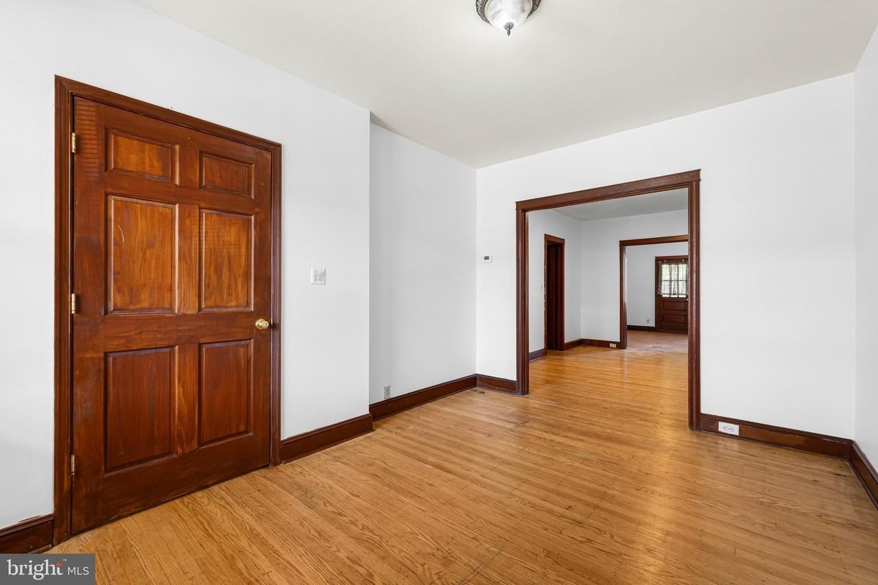 315 Elrino St - Photo 3 of 14