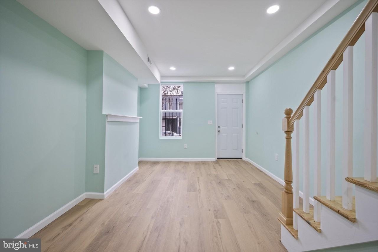 1316 Mchenry St - Photo 4 of 30
