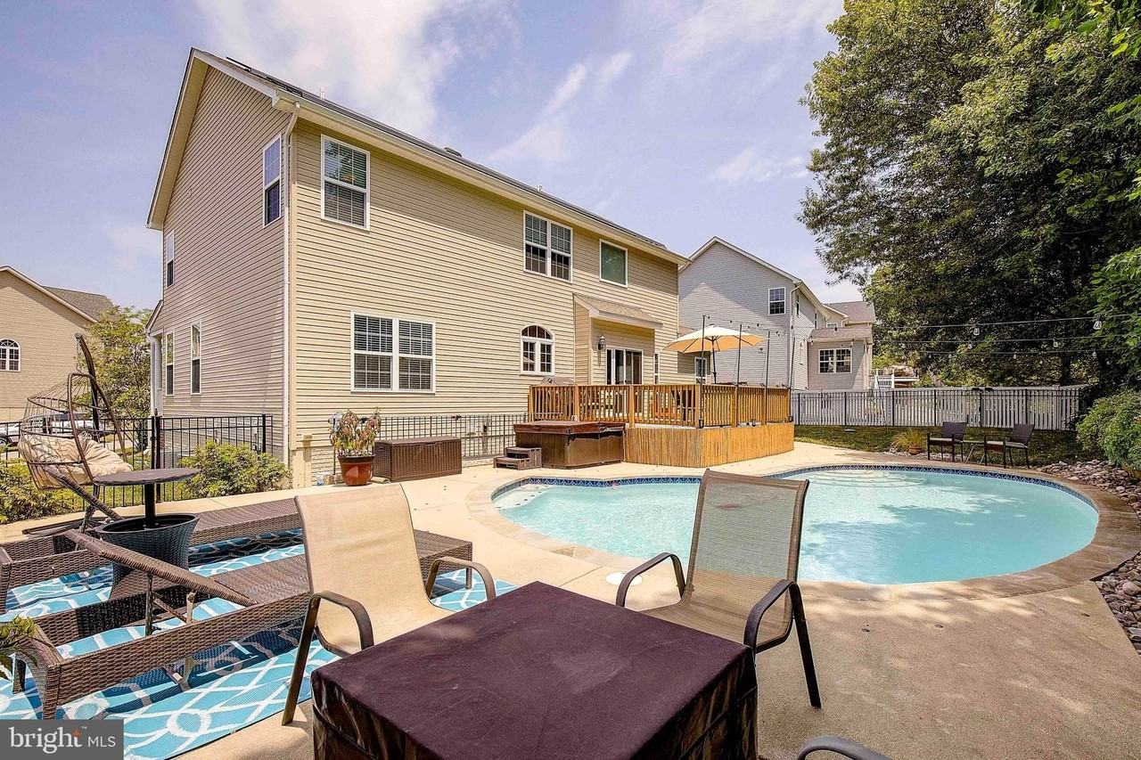 3104 Lawrin Ct - Photo 6 of 41