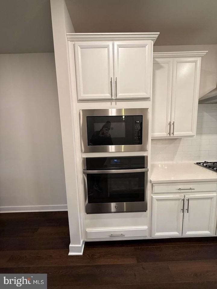 4607 Plum Rd - Photo 5 of 50