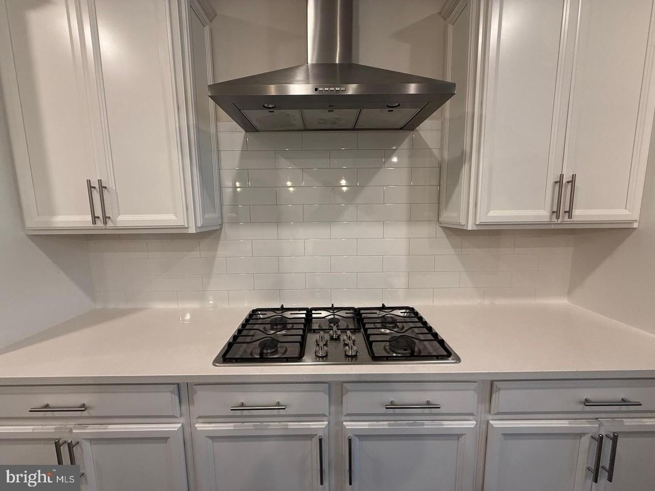 4607 Plum Rd - Photo 6 of 50