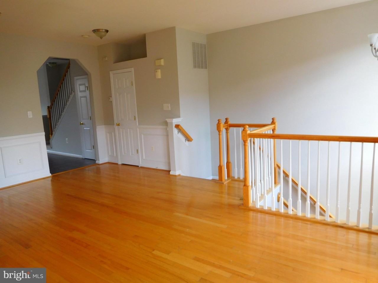1941 Fieldstone Way - Photo 4 of 22