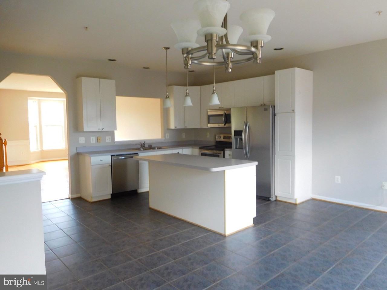 1941 Fieldstone Way - Photo 6 of 22