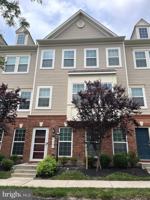 featured image of 7221 Greenfitch Way
