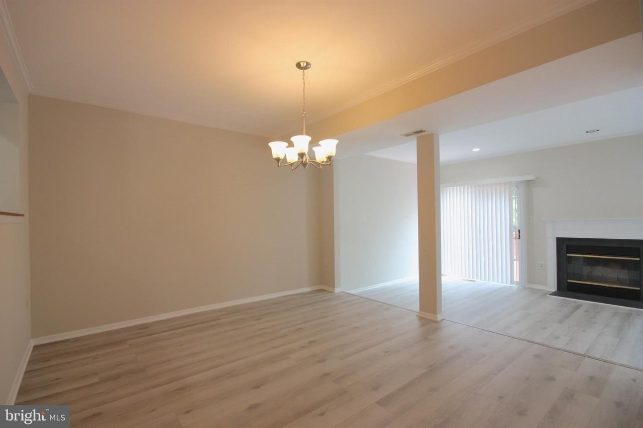 7782 Blueberry Hill Ln - Photo 5 of 27