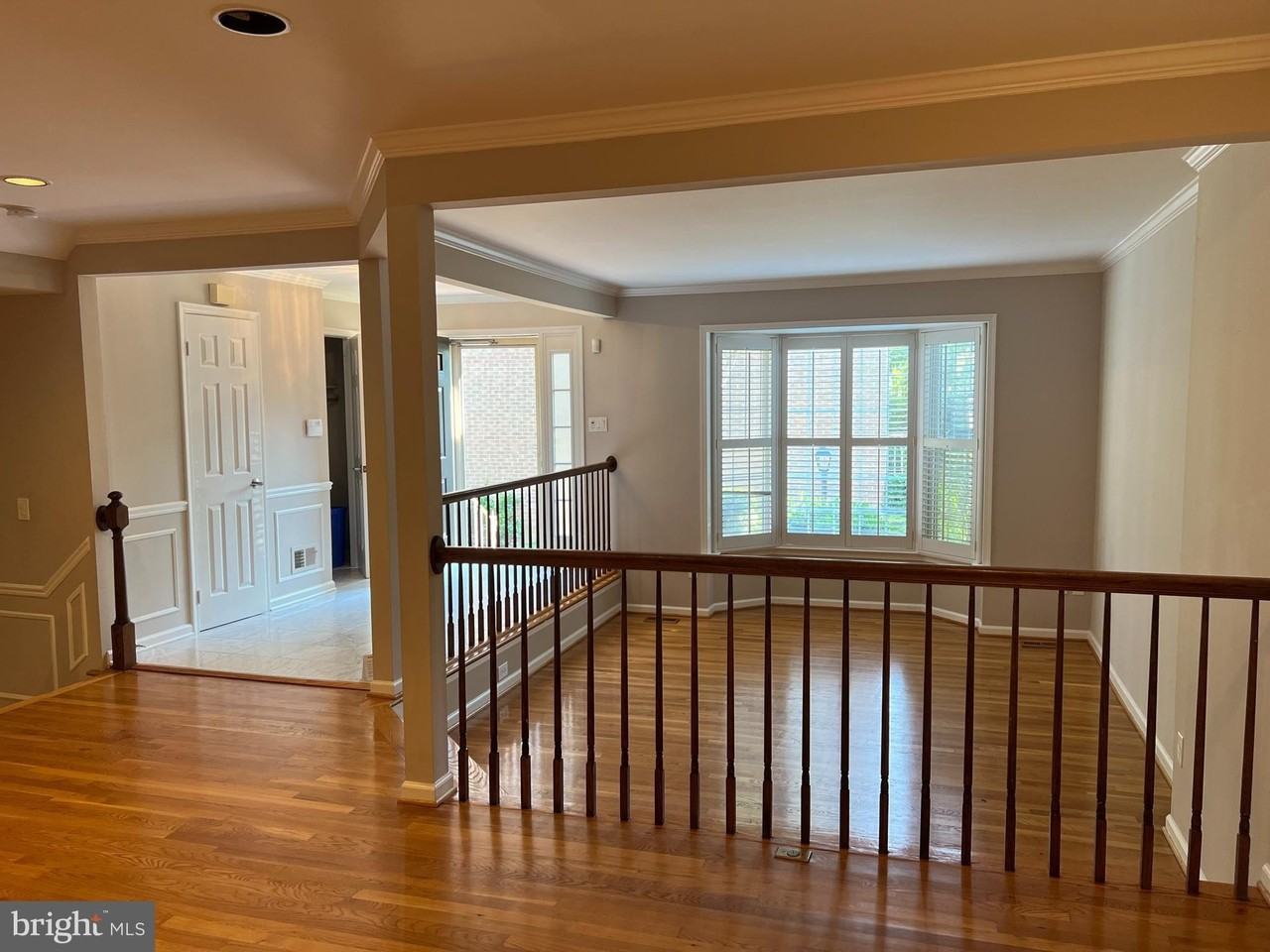 10783 Brewer House Rd - Photo 5 of 25