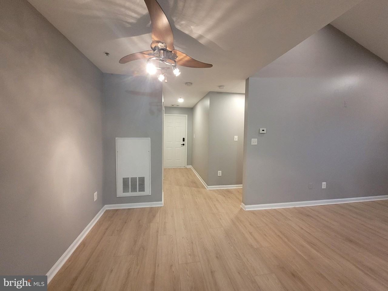 8921 Town Center Cir #5-305 - Photo 5 of 31