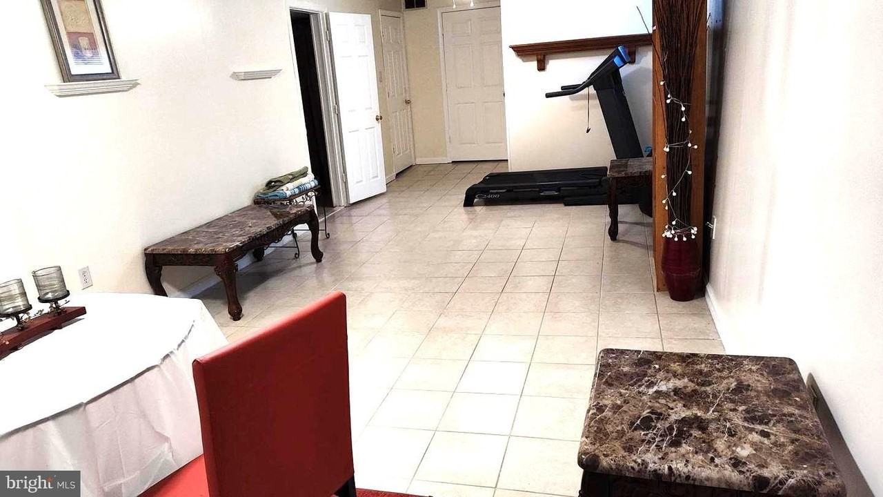 5811 89th Ave #BS - Photo 3 of 6