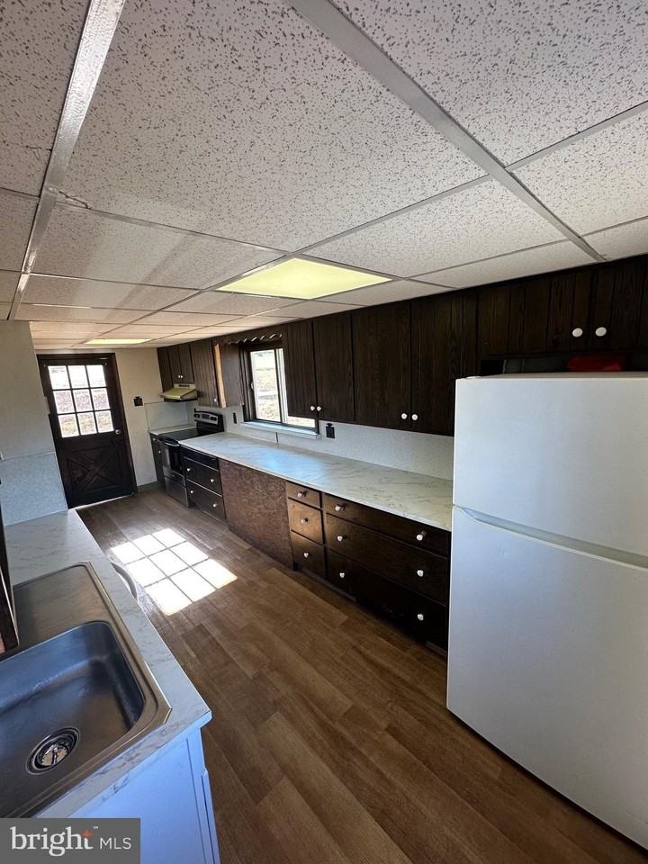 104 S Limekiln Pike - Photo 5 of 32