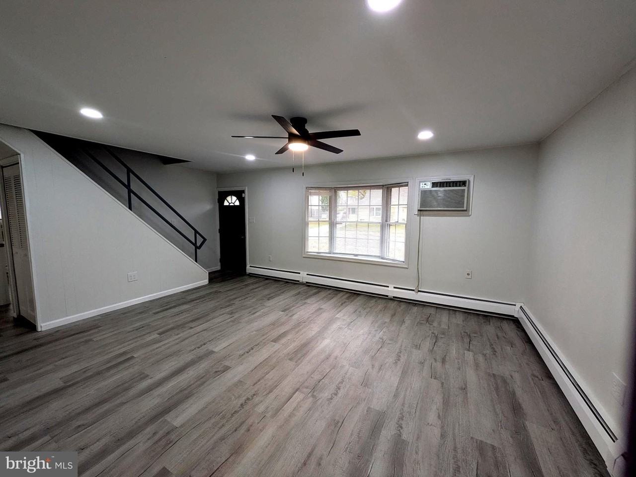 71 Handy Rd - Photo 2 of 15