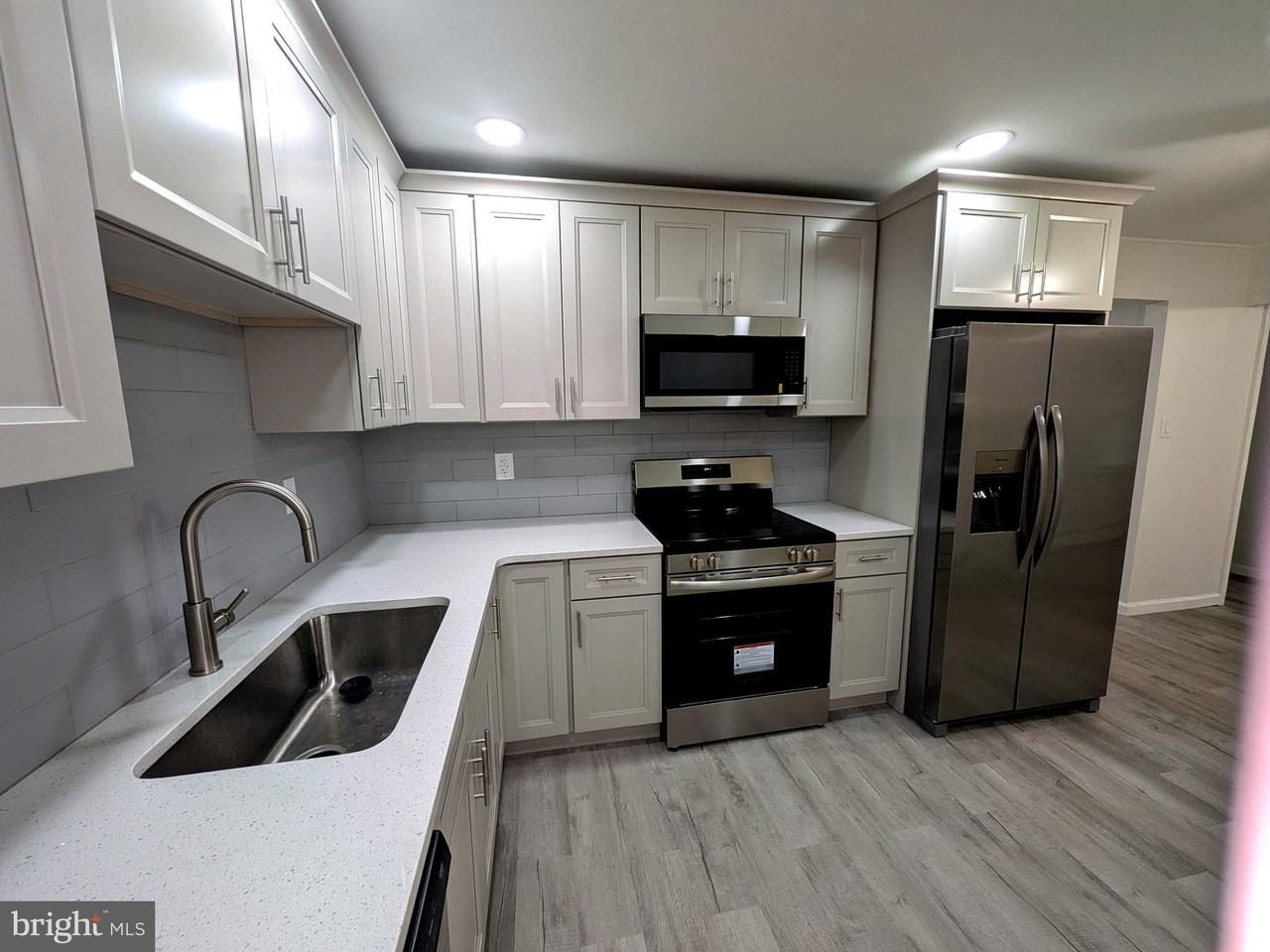 71 Handy Rd - Photo 4 of 15