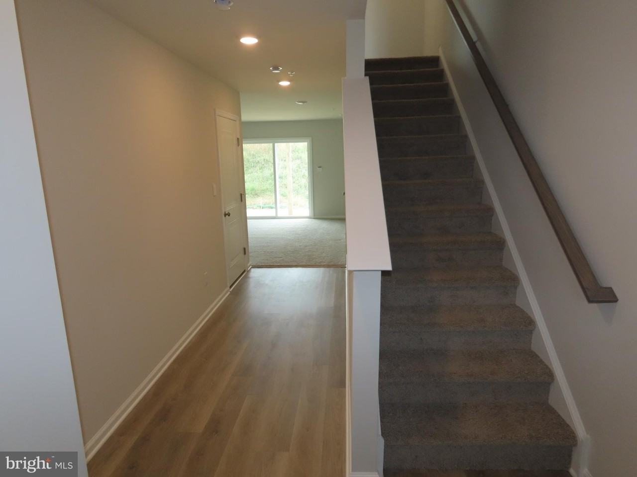 3074 Martha Way - Photo 3 of 21