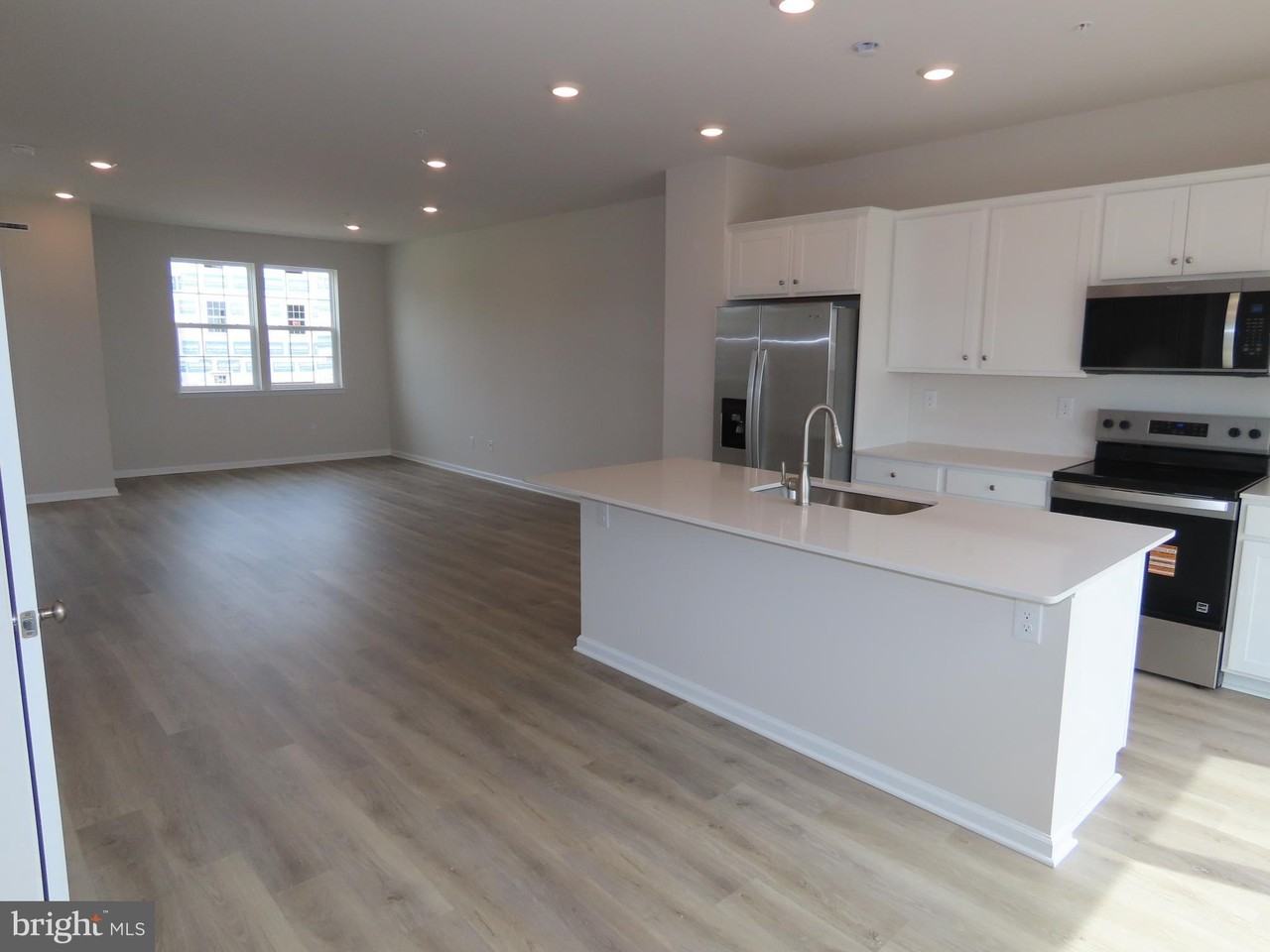 3074 Martha Way - Photo 6 of 21