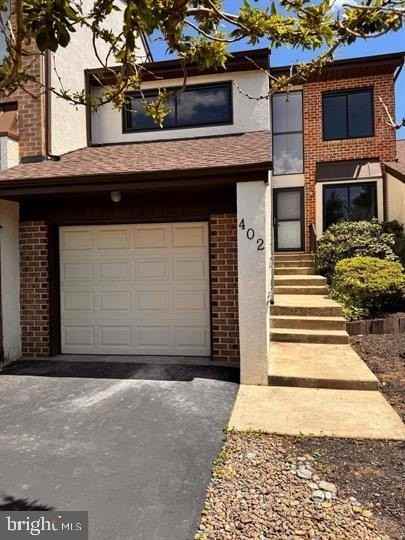 402 Harrison Pl - Photo 2 of 23