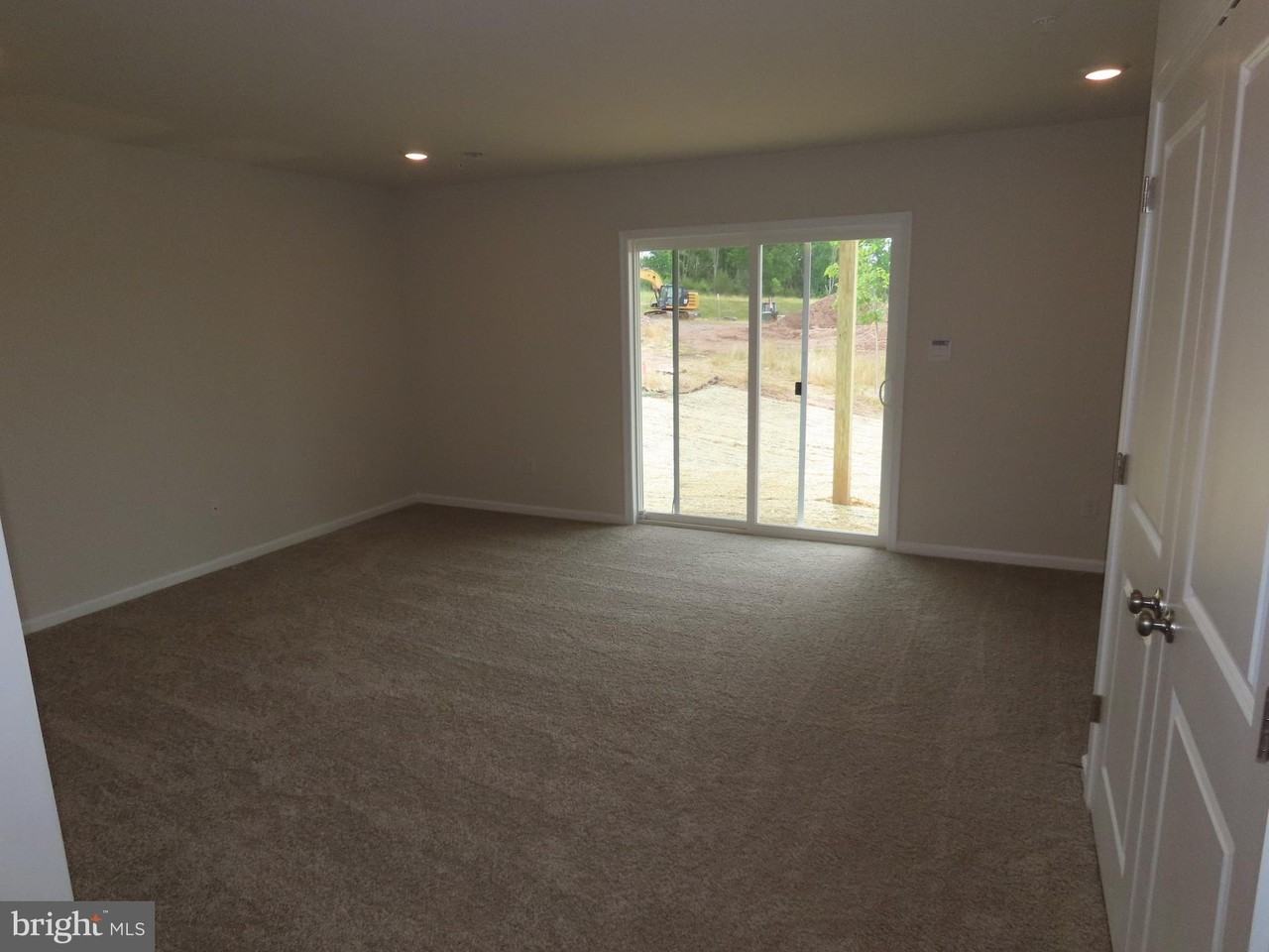 3080 Martha Way - Photo 3 of 22