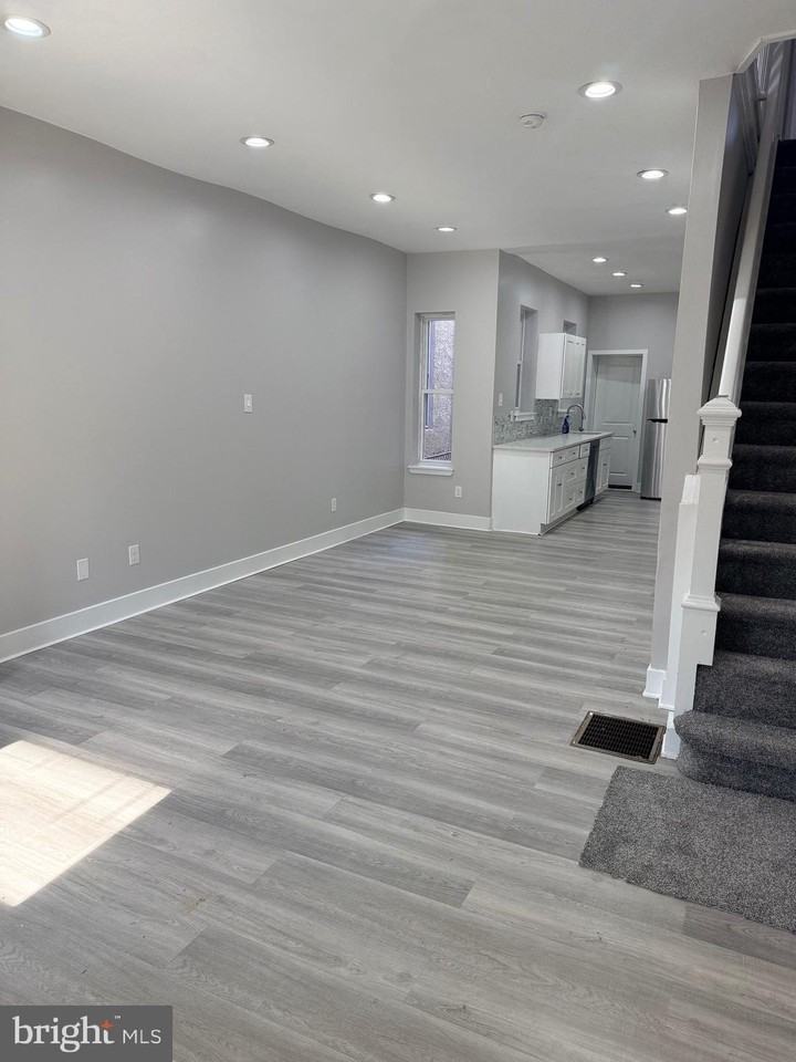 3415 G St - Photo 2 of 36
