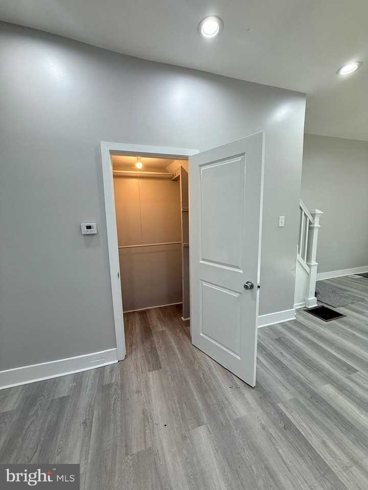 3415 G St - Photo 7 of 36