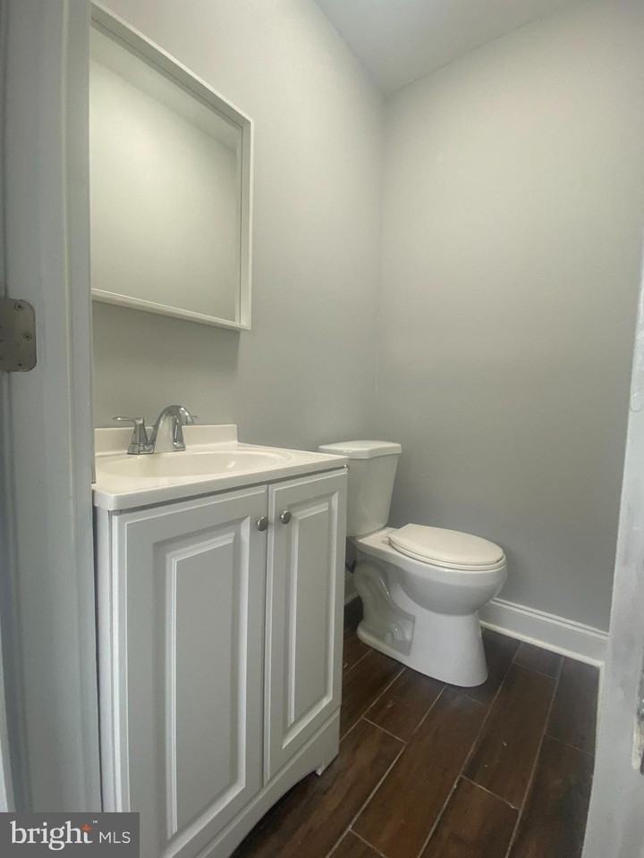 2850 D St - Photo 3 of 11