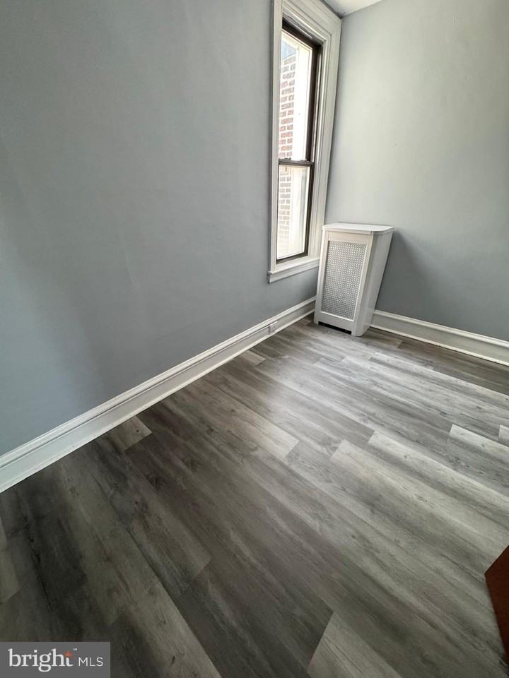 2927 S Dewey St - Photo 7 of 12