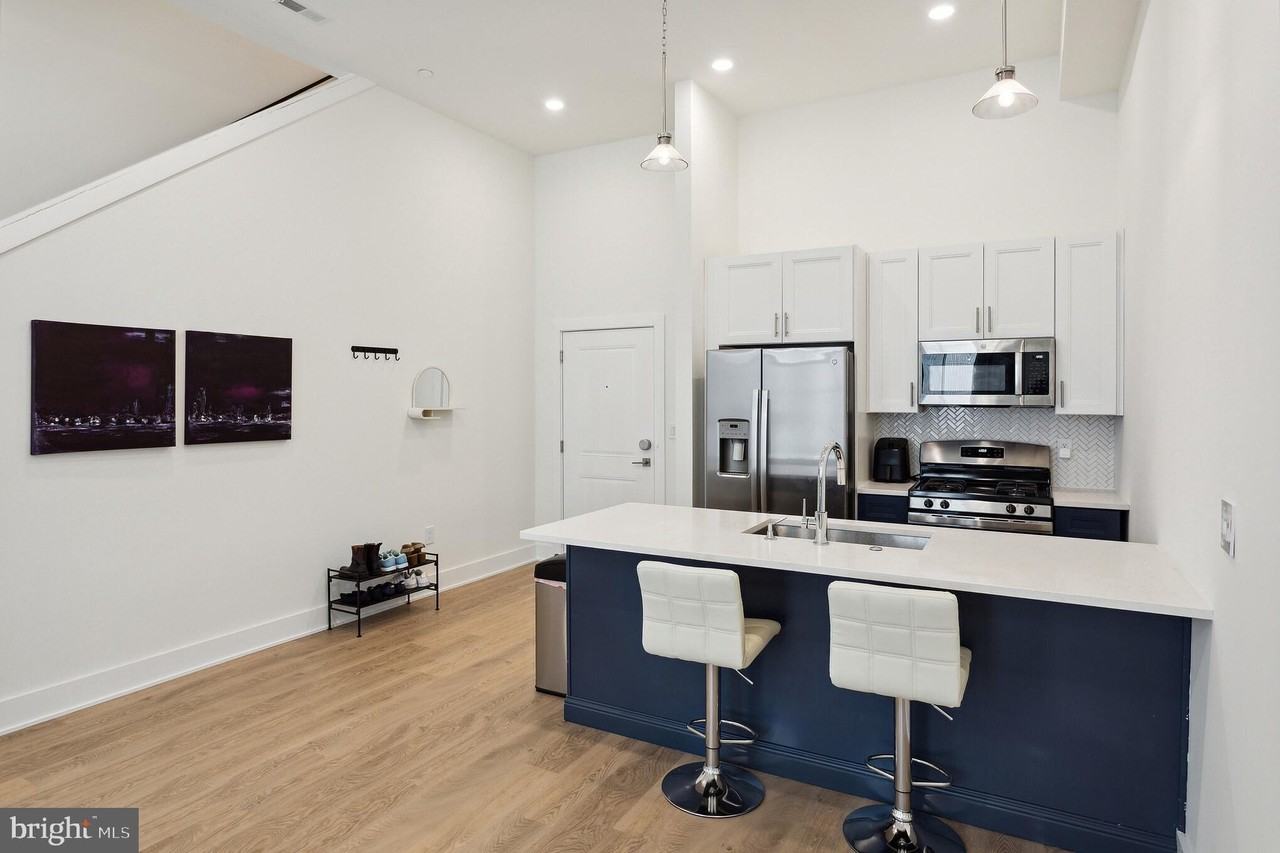 1115 N American St #B6 - Photo 2 of 19