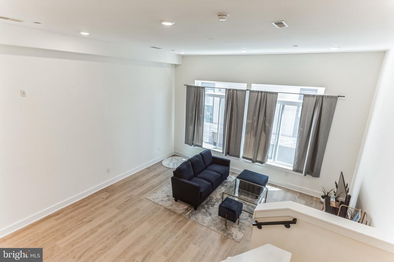 1115 N American St #B6 - Photo 4 of 19