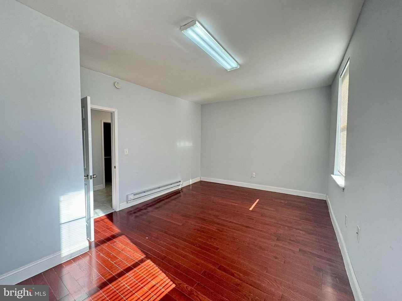 3739 Lancaster Ave #2F - Photo 5 of 6