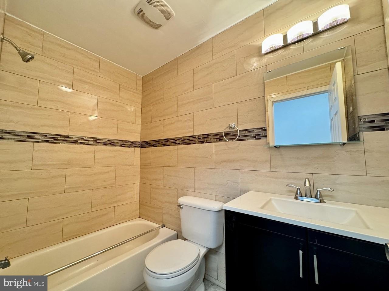 3739 Lancaster Ave #2F - Photo 6 of 6