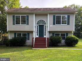 737 Glen Cove Dr - Photo 1 of 1
