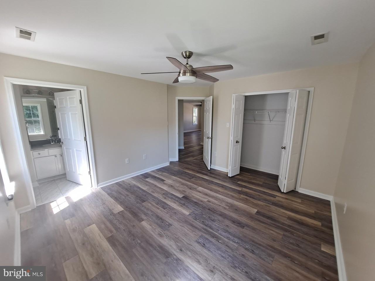 210 Amaret St - Photo 4 of 29
