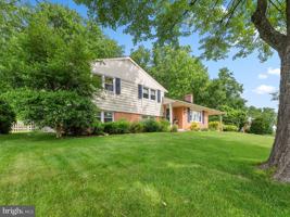 featured image of 5208 Lindsay St