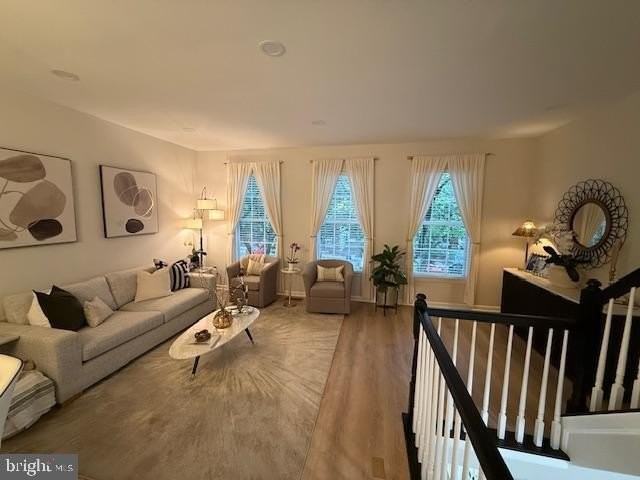 45525 Grand Central Sq - Photo 5 of 36