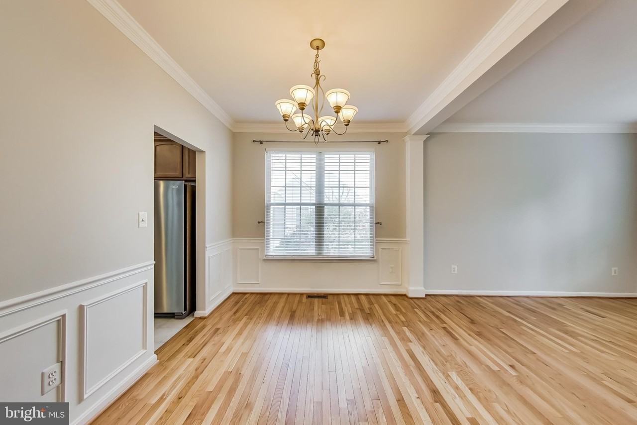 43537 Clivedon Ct - Photo 6 of 50
