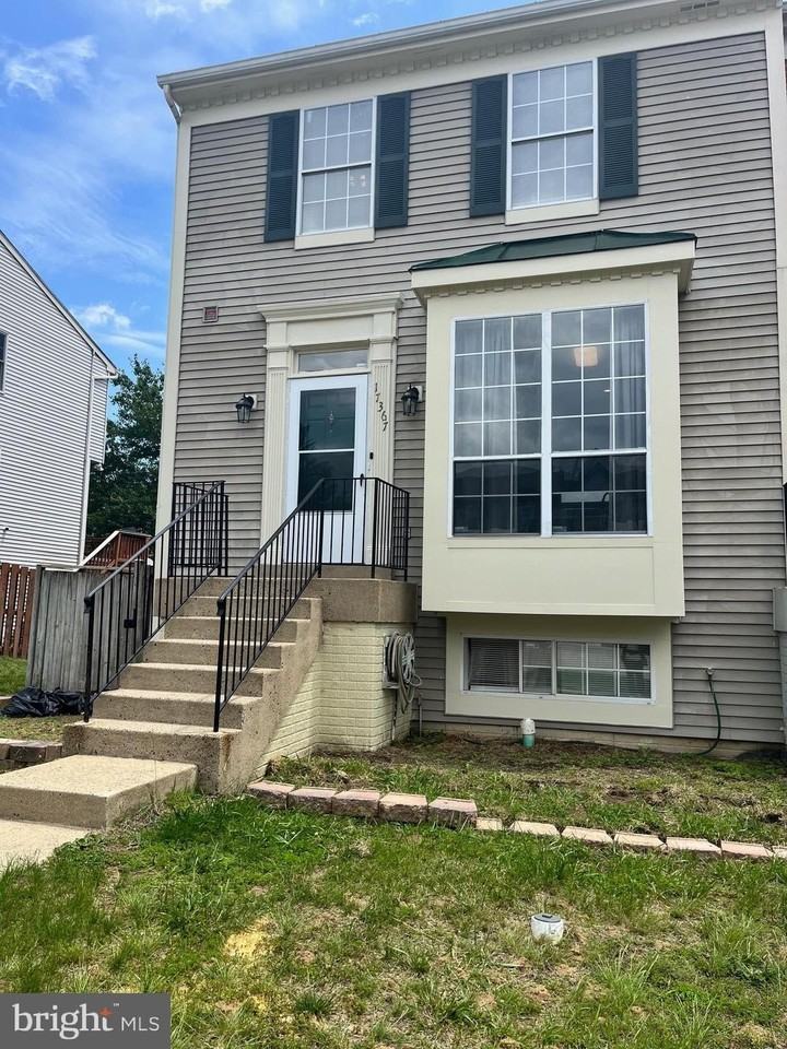 17367 Kildare Ln - Photo 2 of 23