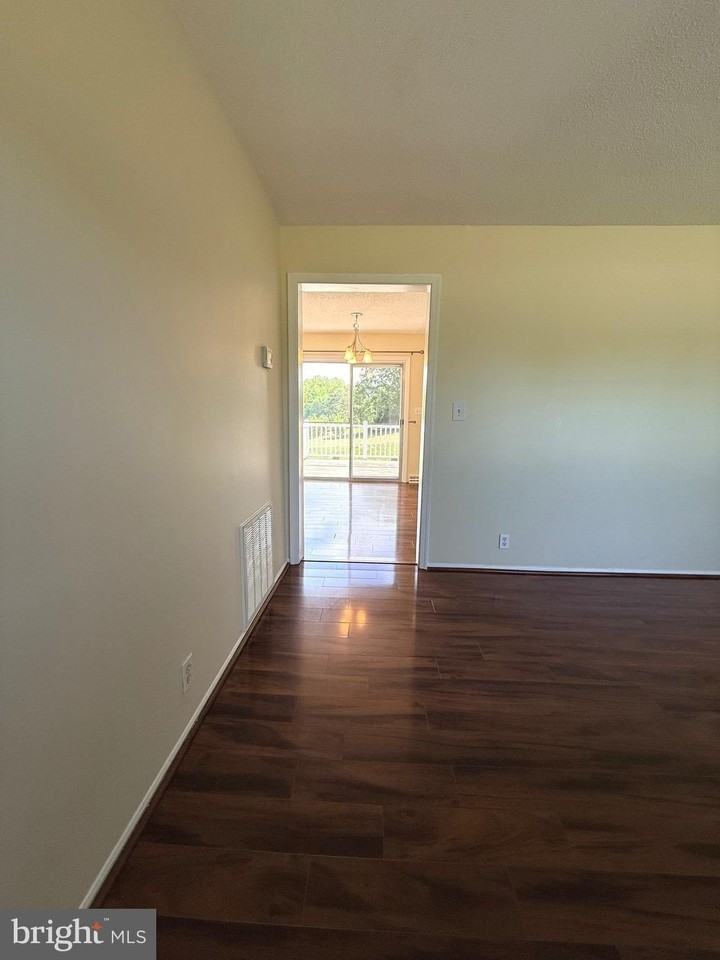 344 Kellogg Mill Rd - Photo 7 of 37