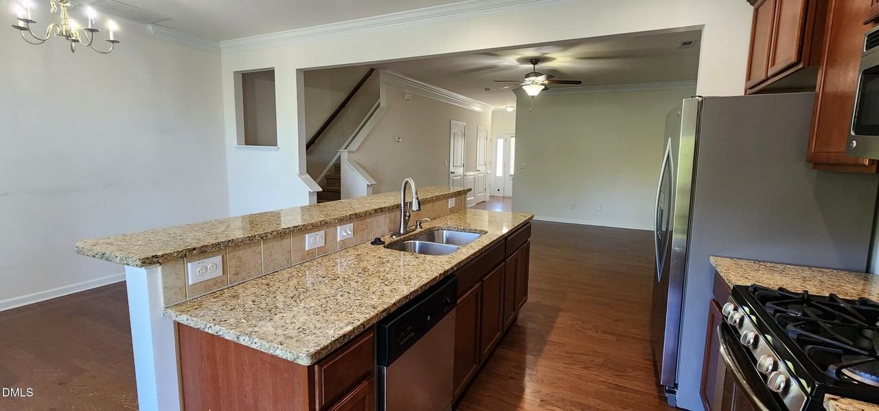 2209 Kirkhaven Rd - Photo 3 of 23