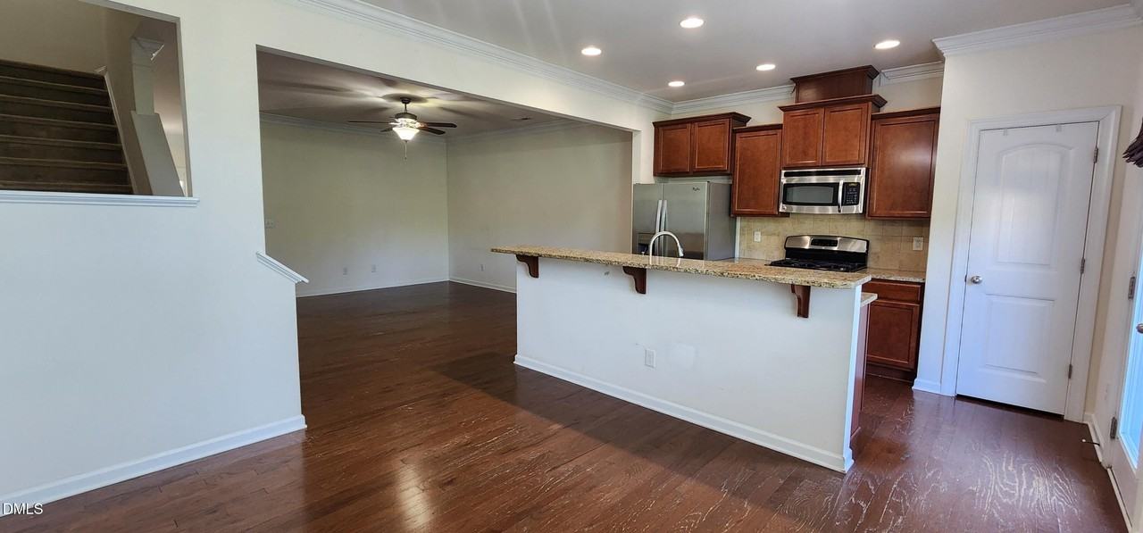 2209 Kirkhaven Rd - Photo 5 of 23