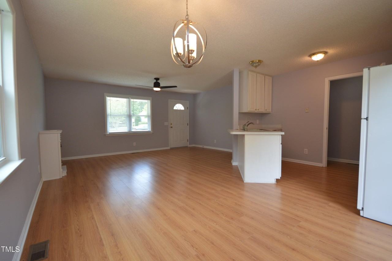5725 Stone Crystal Dr - Photo 7 of 29