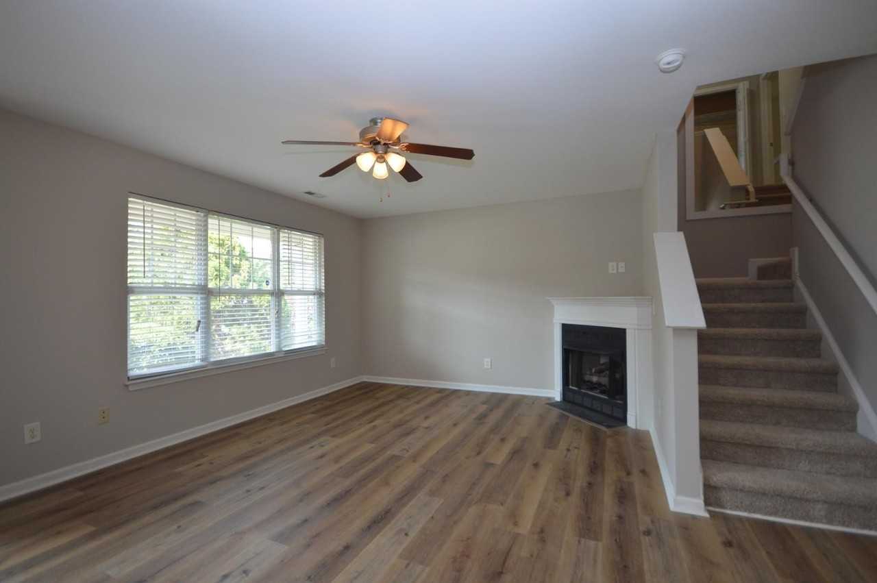 3617 Bison Hill Ln - Photo 4 of 24