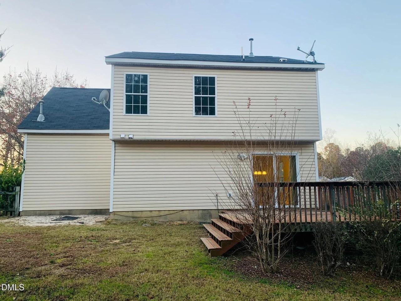 207 Evening Star Dr - Photo 5 of 11