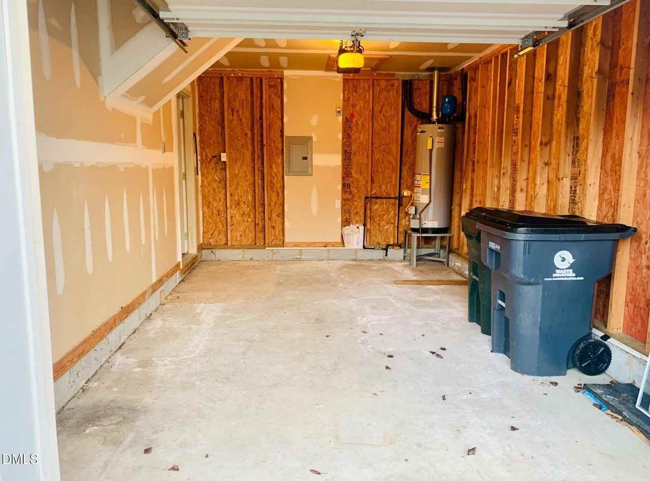 207 Evening Star Dr - Photo 6 of 11