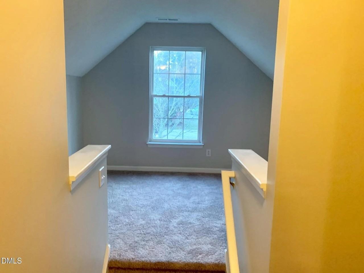 207 Evening Star Dr - Photo 7 of 11