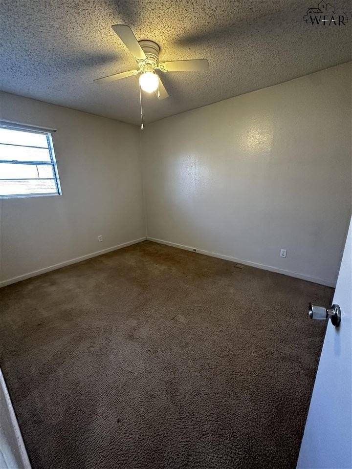 3020 Stearns Ave - Photo 5 of 7